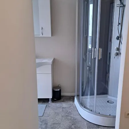 Jumet 242 B Bruxelles-charleroi-airport